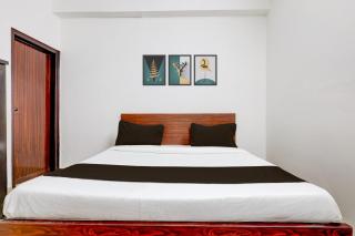 Hotel O Sector 4 Manraj Complex Gurugram - 6