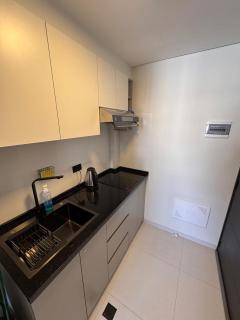 Moderno, centrico, wifi y zona de trabajo - 9