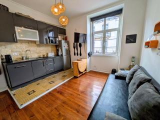 Baixa Sunny apartment with a View! - 2