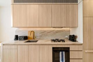 Luxury 2BR Paddington Retreat Near Stadium & Park - 9