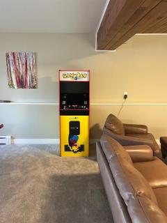 New-Game Room-Nearby Lake-Airport-Family-Bear Haus - 6