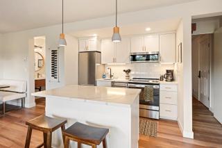 Seventh Mountain 1417 - 1