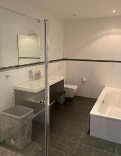 Feel comfortable in peace at Erfurt's new gates - 6