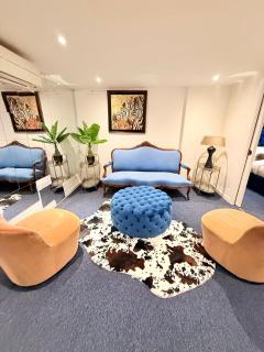 Designer 1-Bed Flat by Tower Bridge - 0