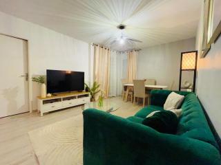 Cozy apartment near Paris - 9