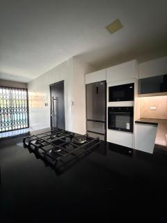 Jeanael suites 2 - 6