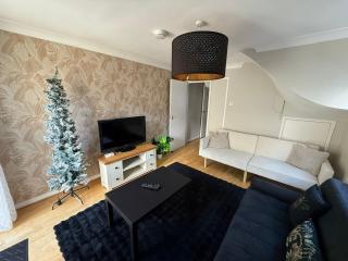 FREE Parking - Large Groups - Contractors - 2