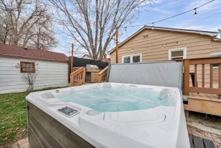 New-Near Midtown-HotTub-Firepit-Arlington Manor - 3