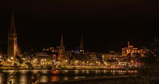 River-View Loft, sleeps 4, with parking - 7