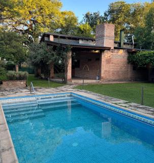 Casa completa con piscina a 600 metros de plaza de Villa de las Rosas - 0