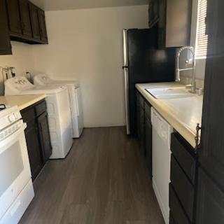 2 to 6 Bedroom Walk to Strip MGM Casino Shop Club - 6