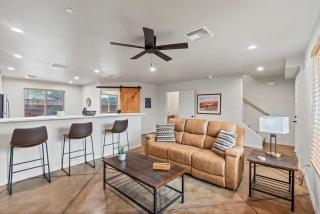 New Pueblo Style Casita - Near Mercado - City View - 0