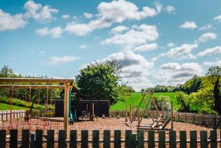 Thurston Essential Clover Caravan 3 - 3