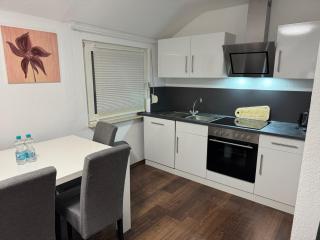 Westerwald Apartments - Das große Ferienhaus, zentral und ruhig, einfach gut! - 1