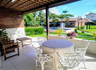 Casa de frente para a piscina - 9