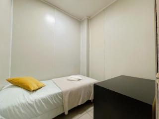 La Platea de Bs As 1B Balcón frente al Palacio Libertad - 3