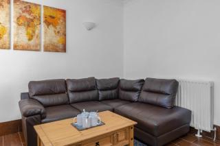 Executive 3 Bedroom - Corporate And Contractor Stays - 9