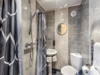 Ty Teiliwr - Uk45719 - 1