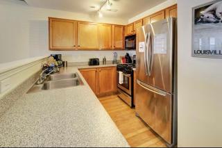 Sleeps 6-2 Kingbeds- Nightlife-Highlands-Bardstown - 2