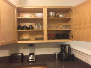 Sleeps 6-2 Kingbeds- Nightlife-Highlands-Bardstown - 1