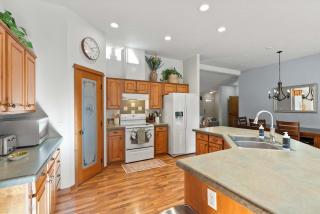 Just Around the Bend For 8 - 9