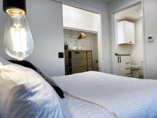 A'kasa Studio | Walk/bike to lake, Rainey & 6th St - Austin - 5