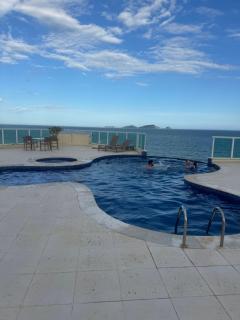 Ap na beira da praia dos cavaleiros Macaé Palace - 1