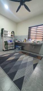 REZEKI MUEZZA 3BR2B Cozy Homestay - 5