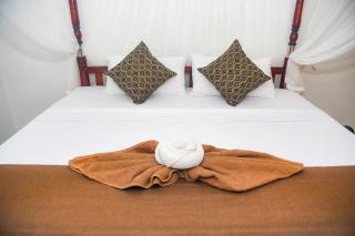 The Golden Sand Villa in Unawatuna - 6