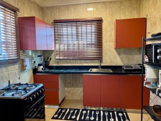 Exclusive 2 Bedroom Duplex Stay Ashaley Botwe - 8