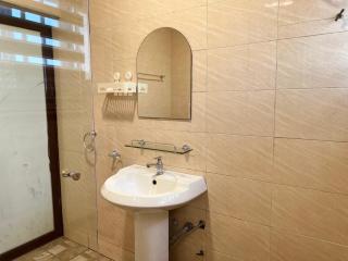 Exclusive 2 Bedroom Duplex Stay Ashaley Botwe - 6