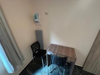 Cozy house near the airport - 5