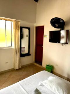 Hotel Restaurante La Costica Dulce - 2