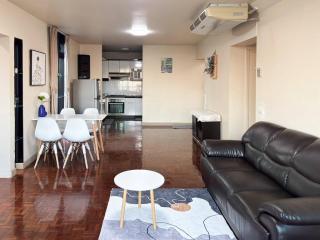 Bann-Kun Impact Muang Thong 2BR Condo Wi-Fi MRT Pink Near Airport DM - 8