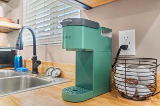 Boho Chic Dt Visalia W Modern Art Flair - 1