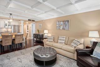 Beautiful & Spacious 3 Bedroom Atlantis Condo Steps from the Beach! - 9