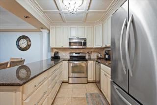 Beautiful & Spacious 3 Bedroom Atlantis Condo Steps from the Beach! - 5