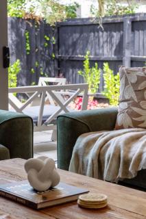 Sherborne Secure Townhouse with Double Garage - 1