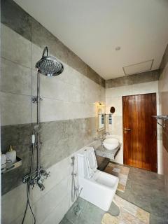 3-Bedroom Apartment for Rent in Colombo - 1