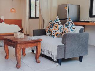 Salad Beach Crystal Bungalow - 2