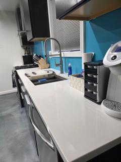 Modern/Retro Condo - 6