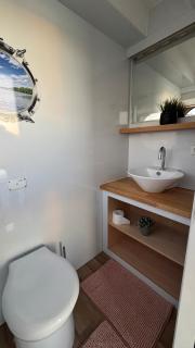 Hausboot in Berlin - festliegend - 4