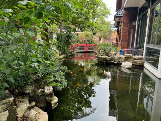 Nhà Trong Vườn - 2