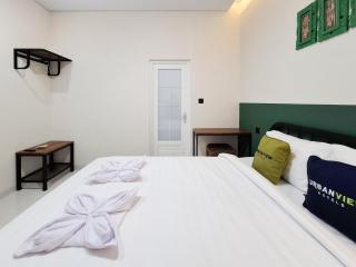Urbanview Terra Hotel Syariah Near Stasiun Sragen by RedDoorz - Sragen - 3