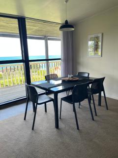 Stanmore Bay Log Cabin - short walk to beach - Stanmore Bay - 4