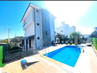 Luxus Villa mit Pool in der Ägäis - 0