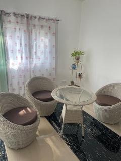 5 Minutes from Airport- Farmify - Peaceful Village Farmstay - 4