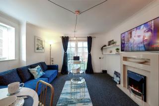 2 Bed Apt Close To City Centre With Free Parking - 0