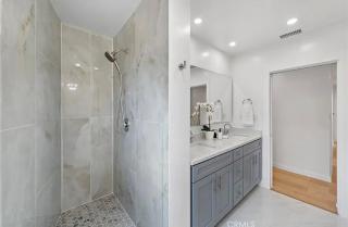 Ocean View Luxury 5BR Modern Coastal Home - 4