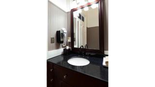 Remington - Historic Hotel - 3